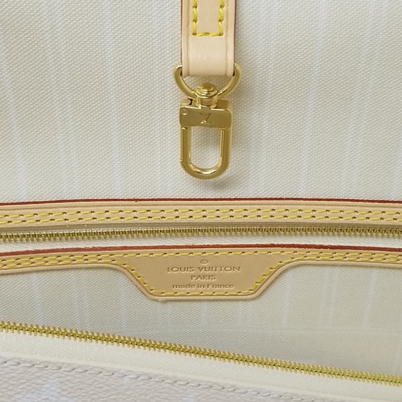 Pending Payment Plan LV By the Pool Neverfull MM - Picture 8 of 8